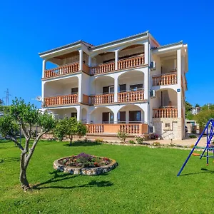  Apartman Danica