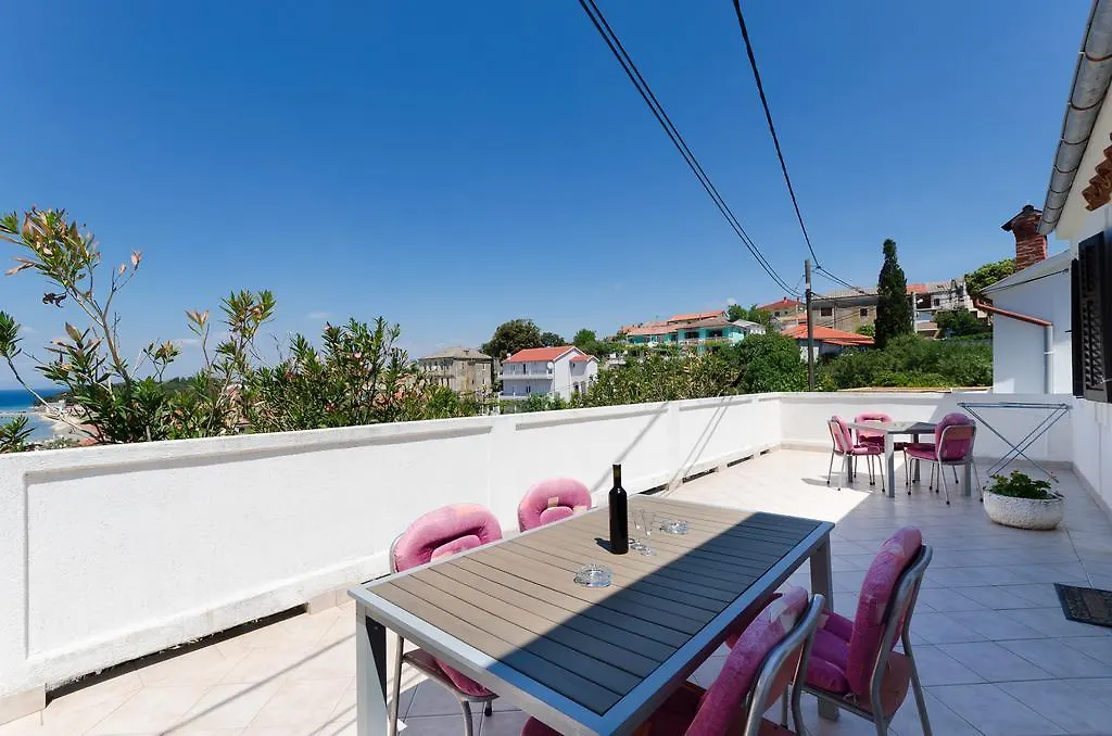 Apartment Ruza Lopar