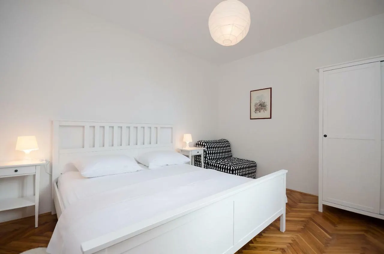 Apartment Ruza Lopar