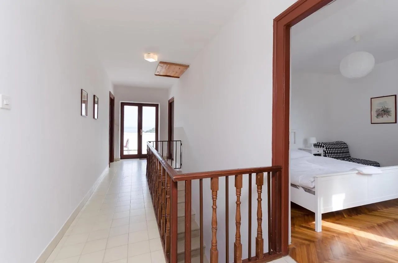 Apartment Ruza Lopar